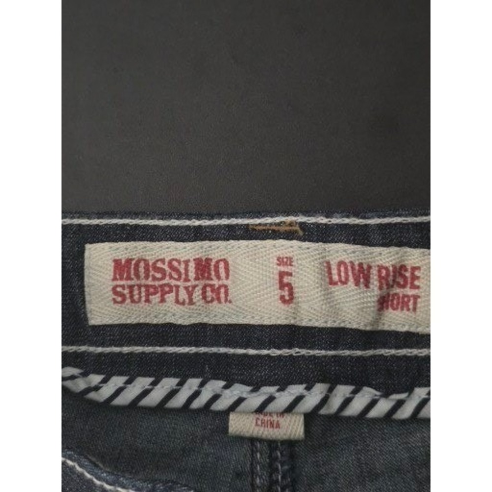 Mossimo Supply Co Womens Low Rise Denim Shorts Dark Wash Contrast Stitch Size 5 - Picture 3 of 9